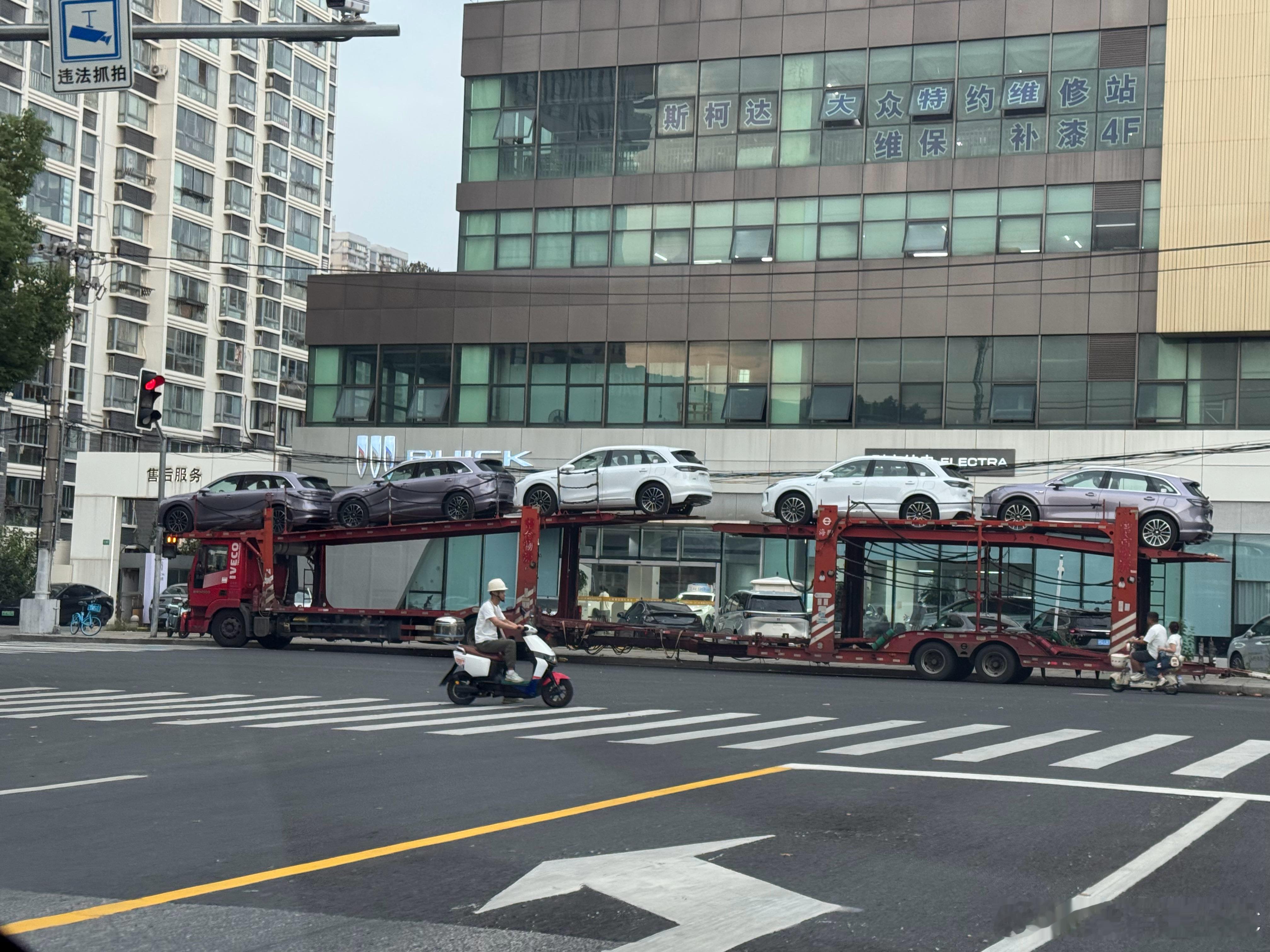 尚界已经开始大量到店开始铺货了，现在就差临门一脚了。 ​​​