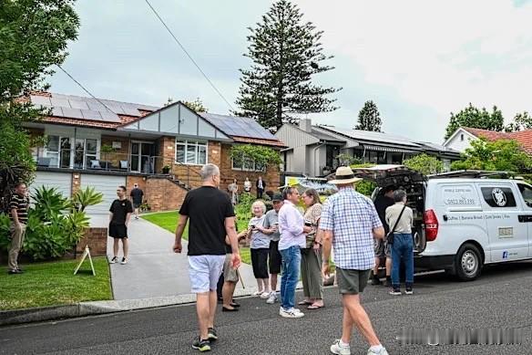 墨尔本房市降温！富人区房产降价抛售，幅度高达10.5%，有人趁机“捡漏”

最新
