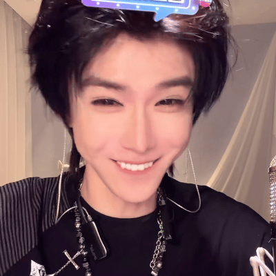 😬  专栏 · 铮.JPG