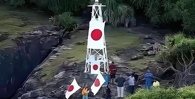 钓鱼岛不必拆灯塔！中国这招更绝，日本只能干瞪眼，太解气了！
为什么钓鱼岛上的那座