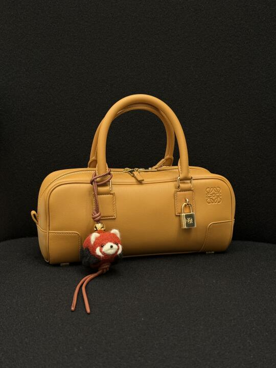 LOEWE罗意威 新款Amazona23暖沙色保龄球包