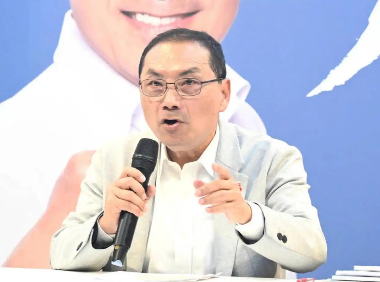 真是不敢相信，国民党竟然沦落到这个地步，新北市长侯友宜竟然说，“两岸统一”和“九