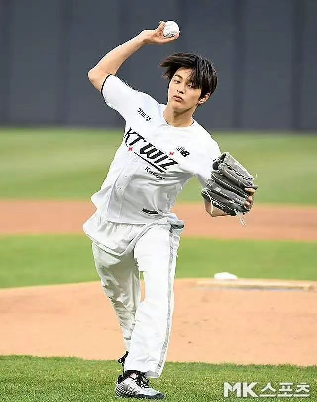 安乾镐开球有继承到金泰亨的精髓吗？ 