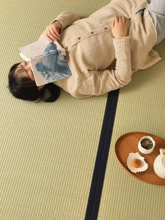 草编榻榻米🍃的夏日松弛感直接拉满