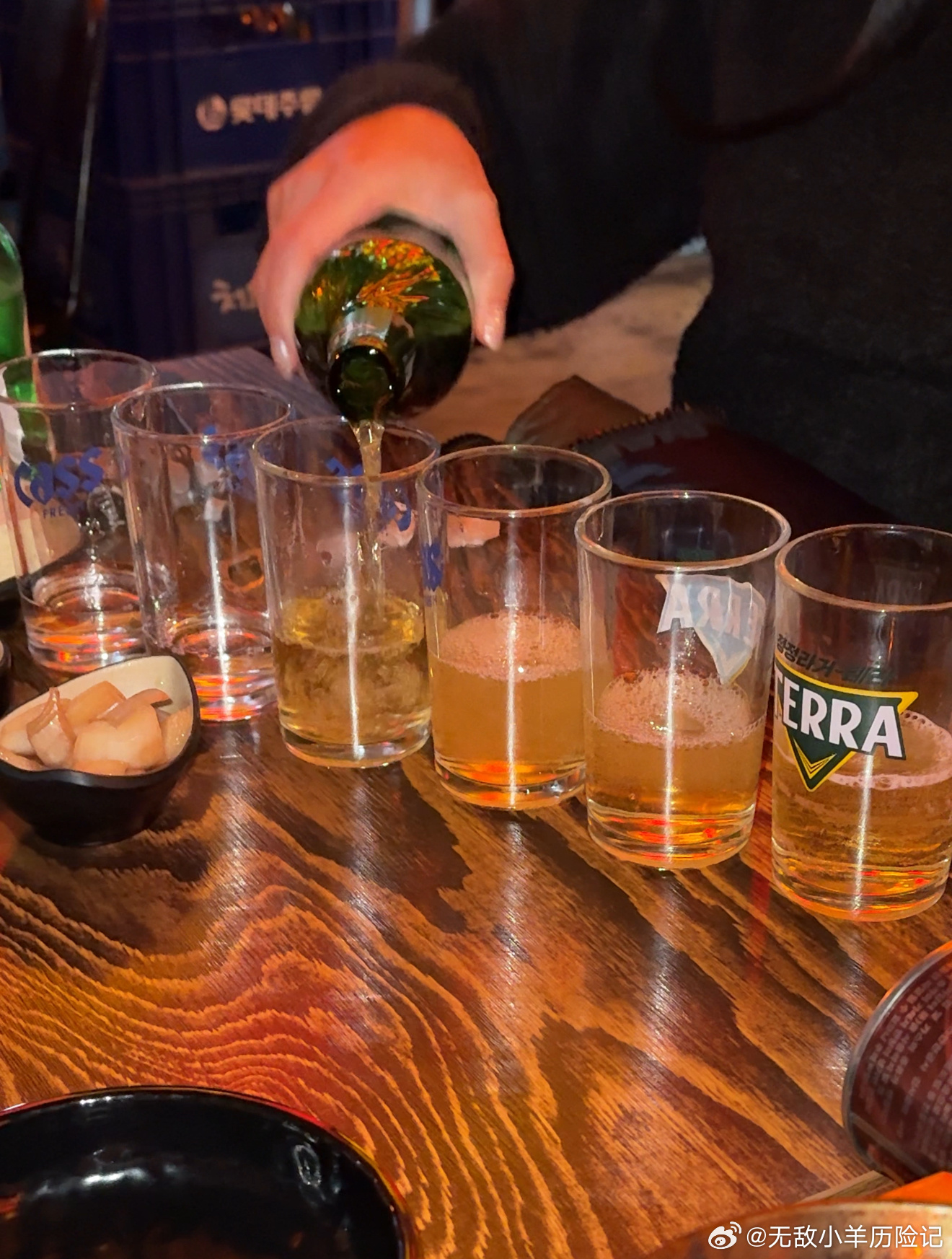 来韩第一天，24小时没睡喝了6个小时睡到现在就醒了居然活力满满…空气里是不是有什