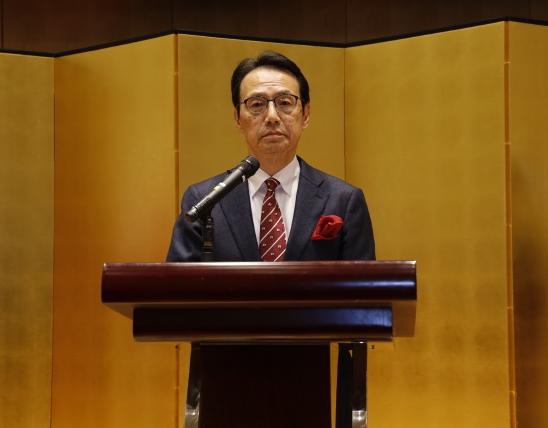 日本高喊“去中国化”，稀土出口却暴跌80%，883家企业倒闭，大使想见一面都难。