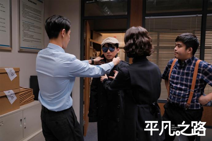 今天本来是在家刷剧，看到一部去年郭麒麟出演的片子《平凡之路》。律师的工作也并非都