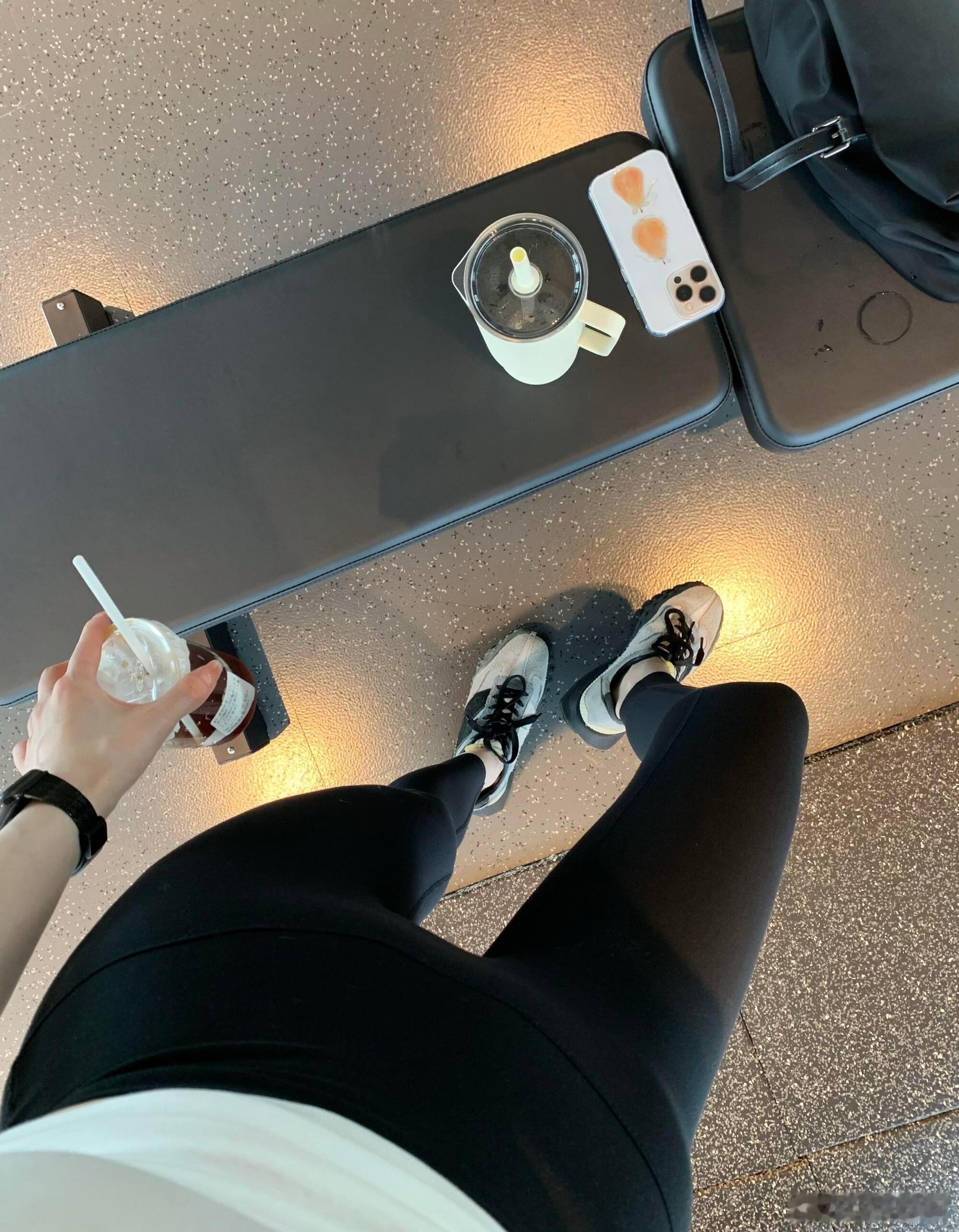 花时间运动是件快乐的事循环在自己热爱的世界里打磨 蜕变让自己变得更好 更优秀何尝