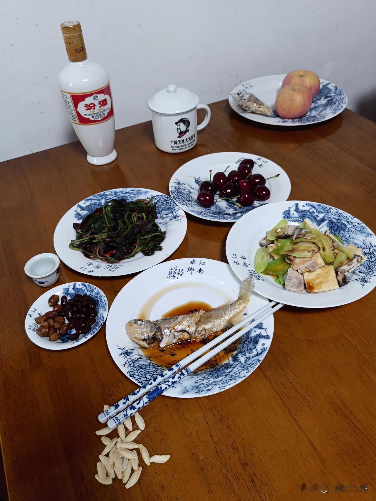 一周过去了，迎接新的一周，经过两天较大幅度的下调，下周后半周还会有行情。手里股票