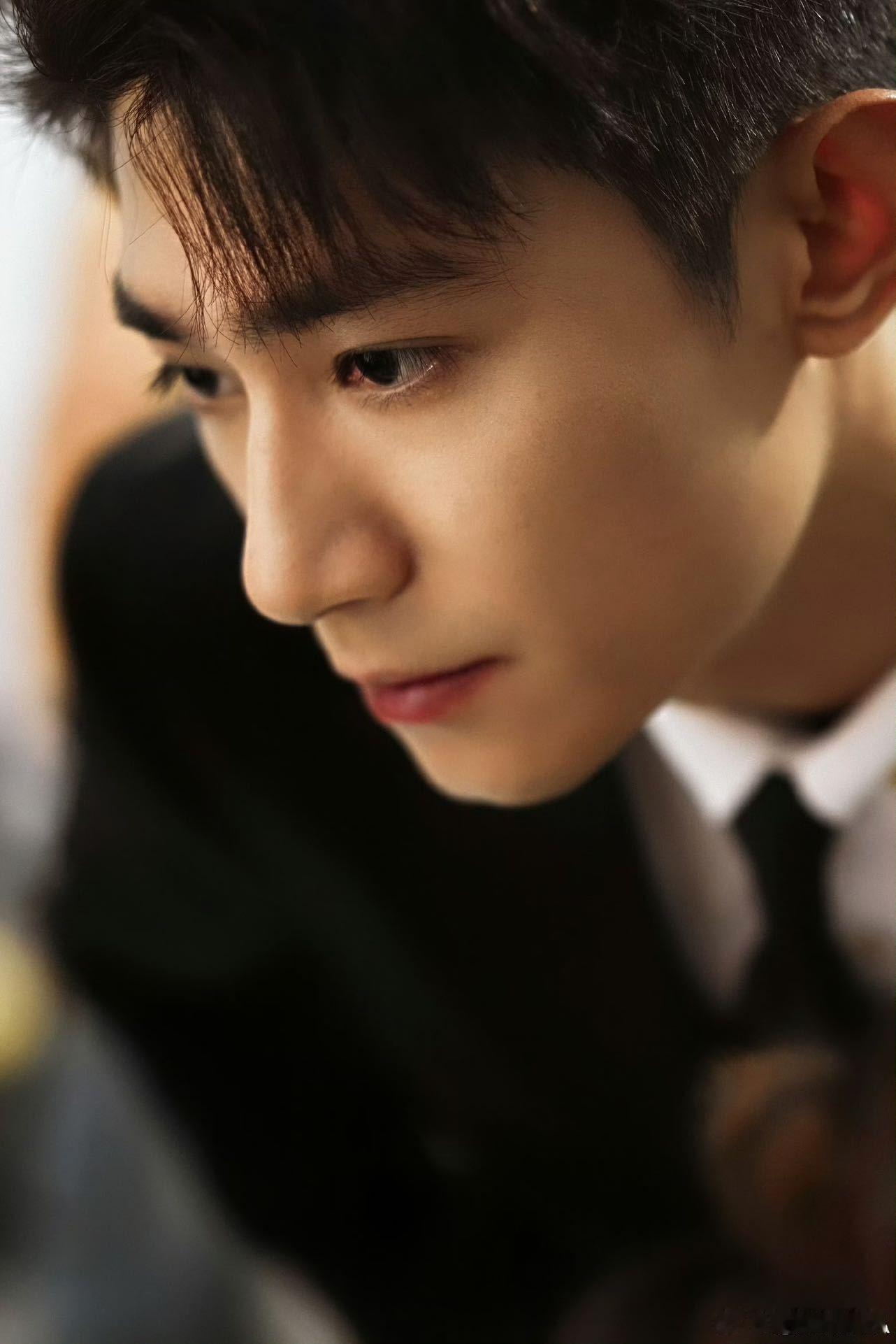 黑泽杀回短剧赛道 2025年多部长剧让黑泽狠狠出圈，2026开年便回归短剧赛道，