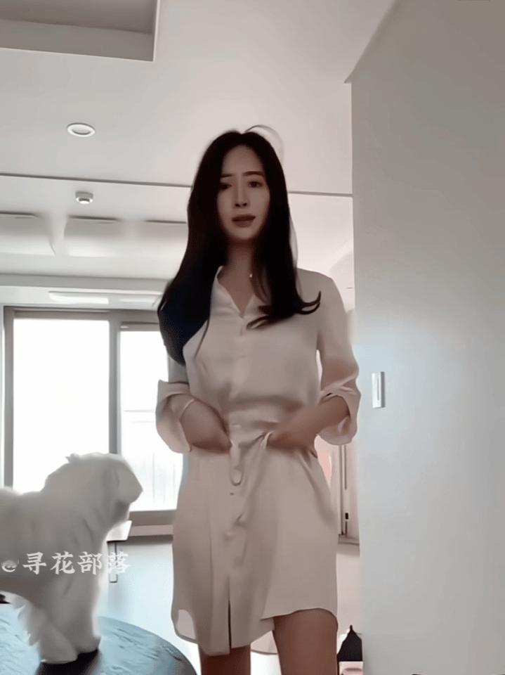 给大家看一下顶级韩国少妇！ ​​​