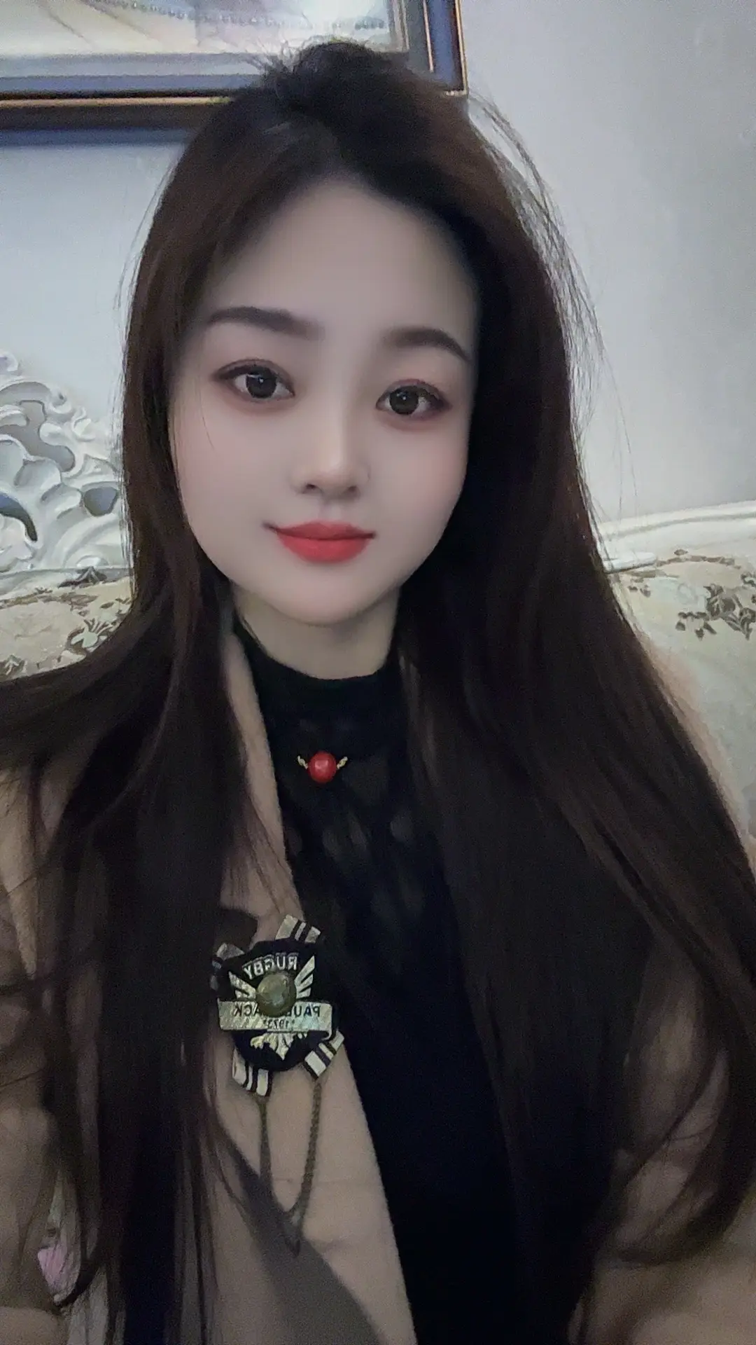 永远不要期待别人懂你的委屈，这世上没有感同身受………