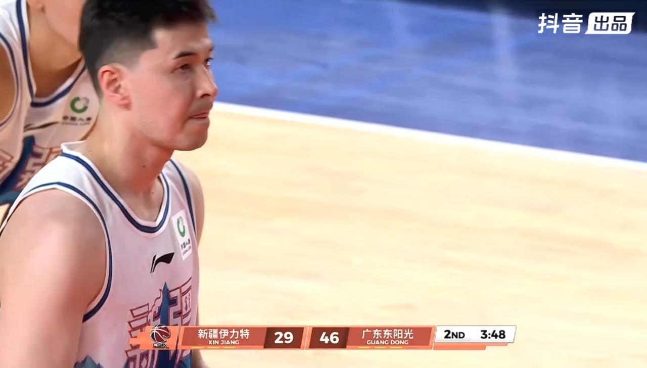 有点无语了，在刚刚结束的一场CBA常规赛中，广东东阳光在领先快20分情况下被新疆