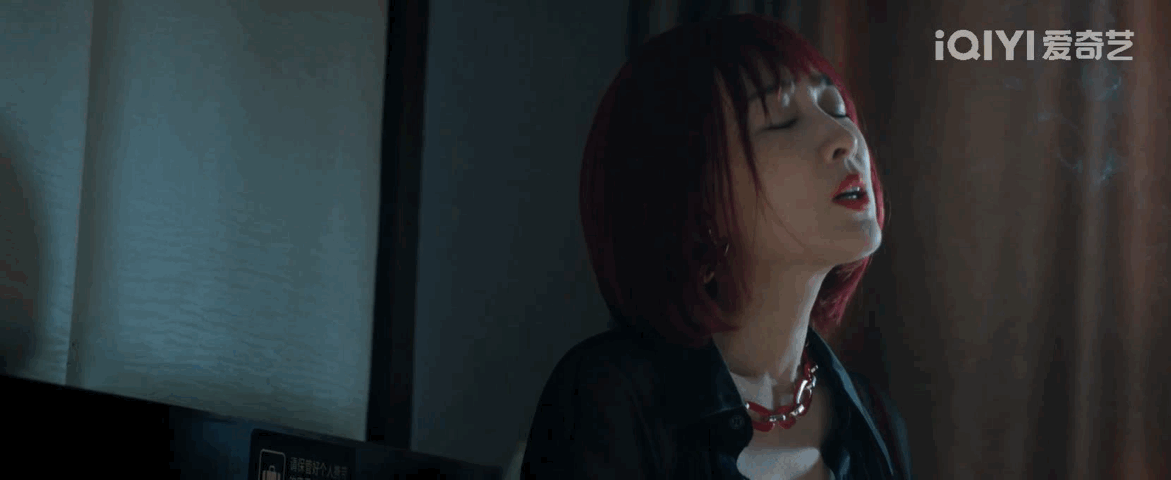 一觉醒来旁边多个女人，还被勒索，韩栋这遭遇堪称年度最惨了吧。关键是他怎么跟家里那
