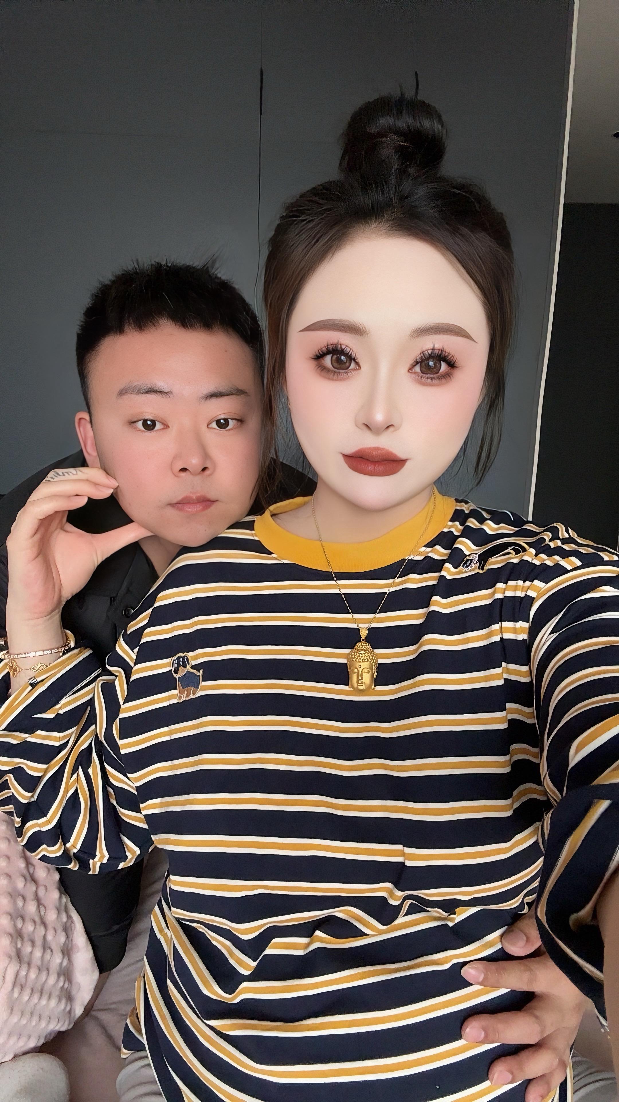 我会爱一个 我都把他气得半死 他还哄我 给我买奶茶的男人 再也不会喜欢...