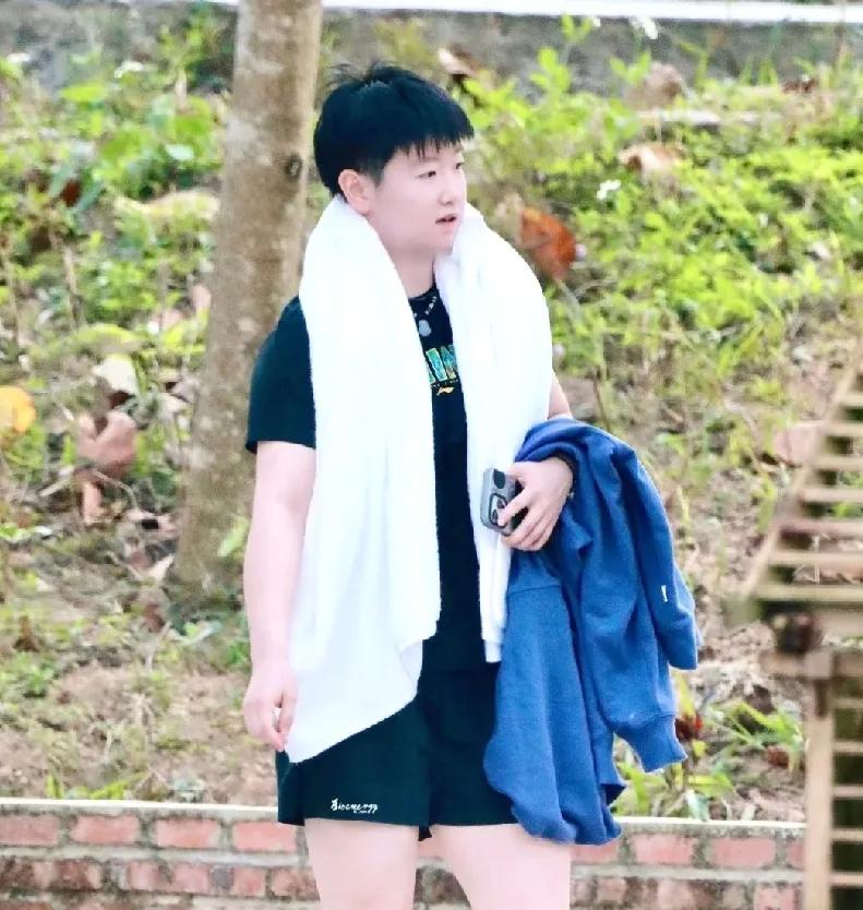 终于等来了他们的消息，封训马上结束

昨天晚上闺女突然问我，他们什么时候才能结束