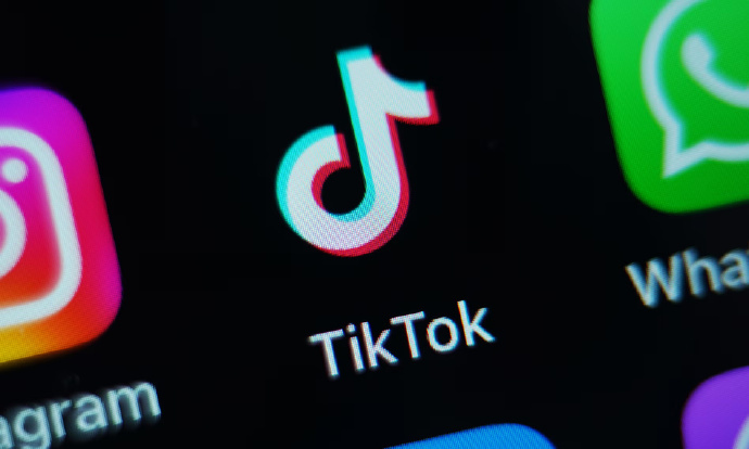 TikTok通知美用户将暂停服务 小红书加油⛽反正咱也用不了TikTok 