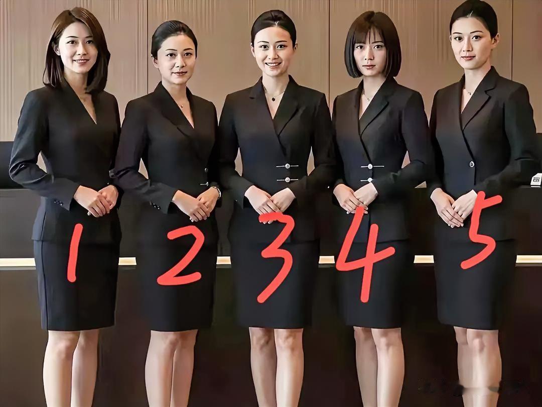 下面五位大美女个个都是赛貂蝉，气质非凡，美丽动人，扣人心弦，端庄大方，都有着灵魂