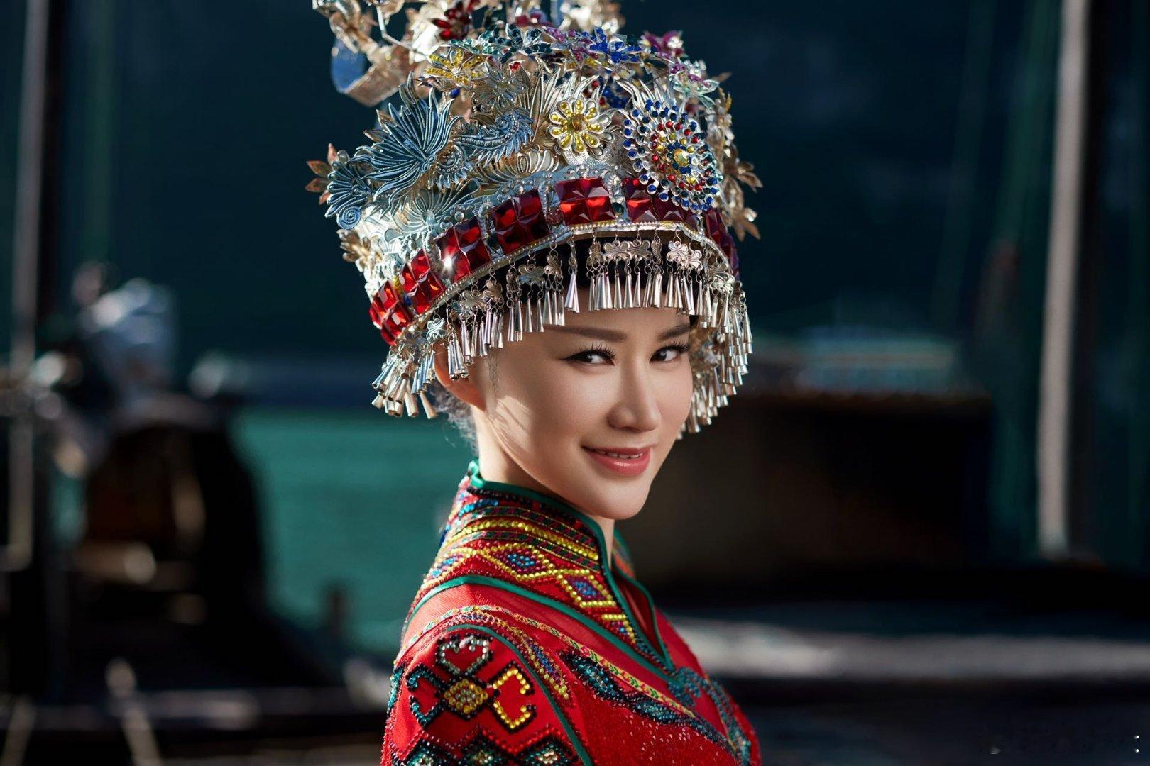 邓超予值得反复观看的名场面 邓超予的国风舞台是移动的东方美学图鉴吧！《江畔独步寻
