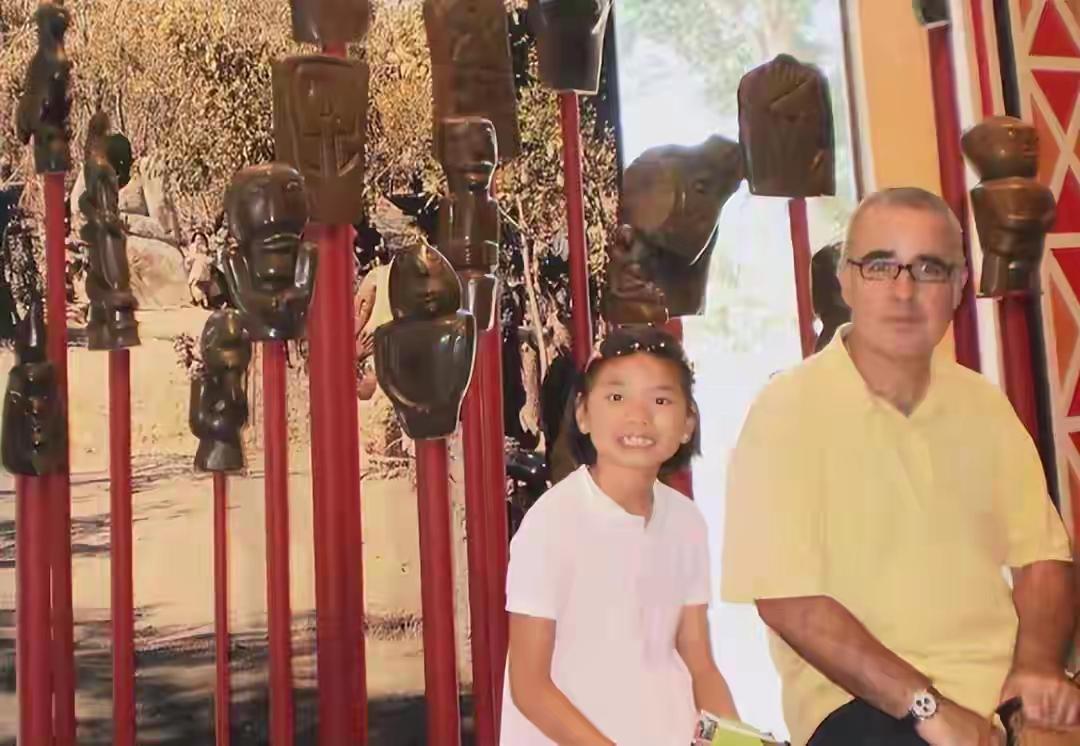 跨国领养，是一场用“文明”包装出来的人口贩卖。当湖南女婴奥利维亚被美国夫妇托马斯