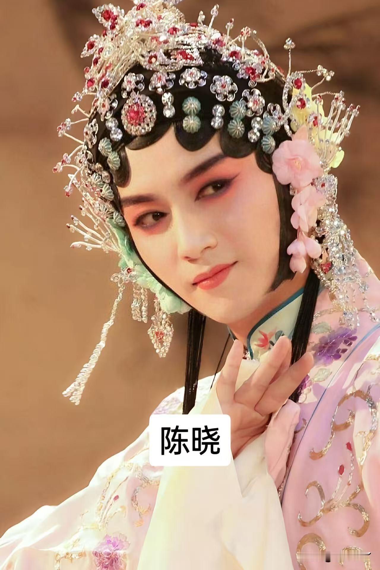 男明星扮女装系列，鹿晗真是美得惊为天人了[呲牙]