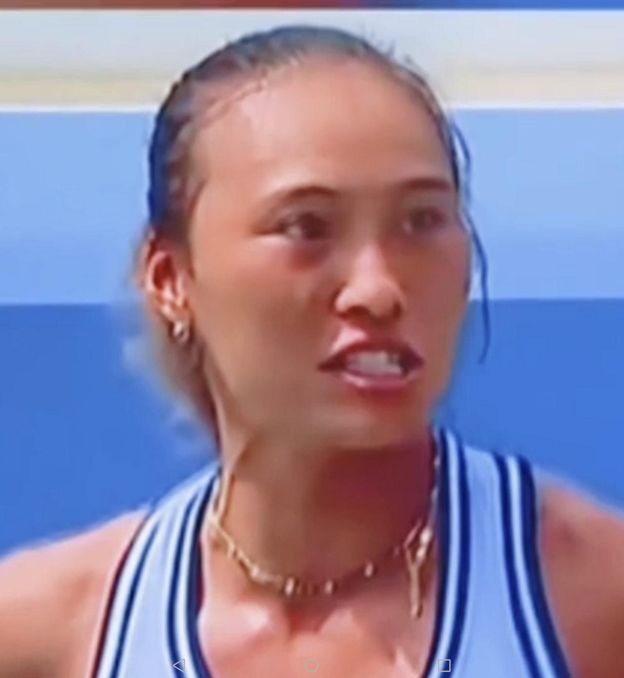 北京时间9月4日凌晨3时16分至5时54分，美网女单第二轮在12号球场迎来一场焦