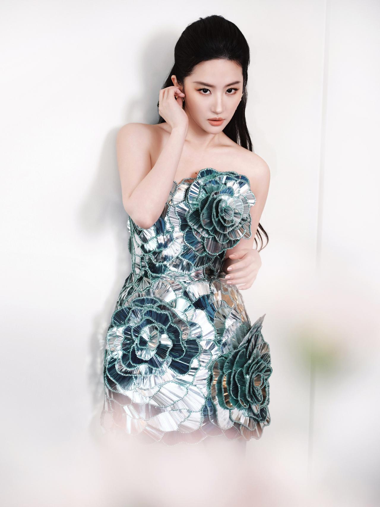 实力美貌并存