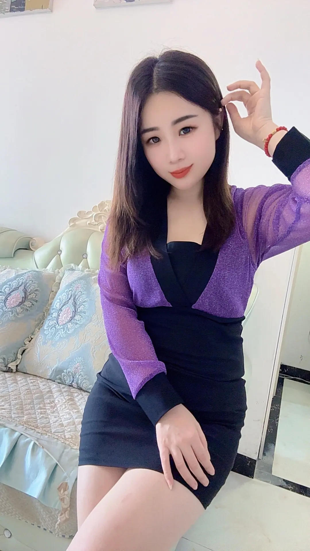 始终欠自己一个该有的模样， 太多无可奈何的选择和妥协