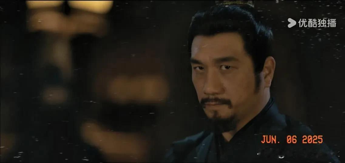 《藏海传》终于知道面具人为何一下子找到藏海藏身之处[机智]

原来当时屋顶上还有
