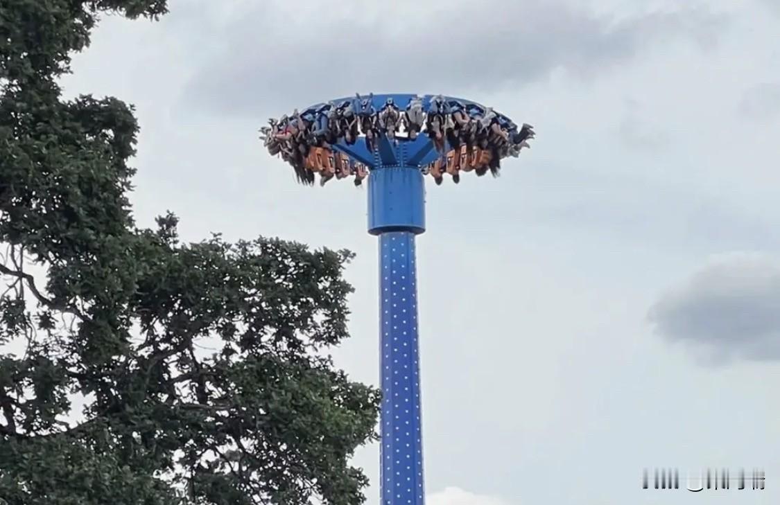 美国俄勒冈州波特兰的 Oaks Amusement Park 游乐场两年前发生的