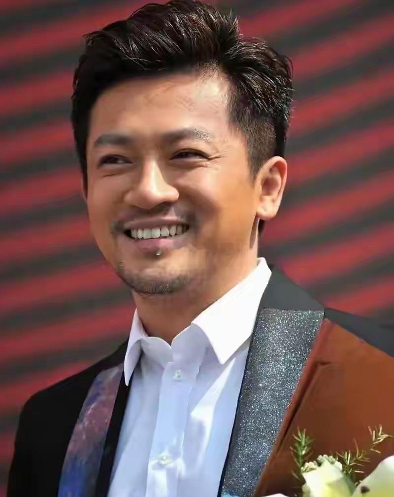 看看苏有朋如今的状态，真得很想知道他本人有没有后悔？ ​​​