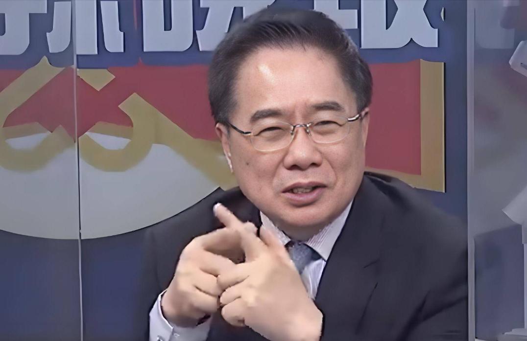 谁在歪曲历史？


蔡正元这次把实话说得明明白白
最早在东北扛起抗日大旗的
就是