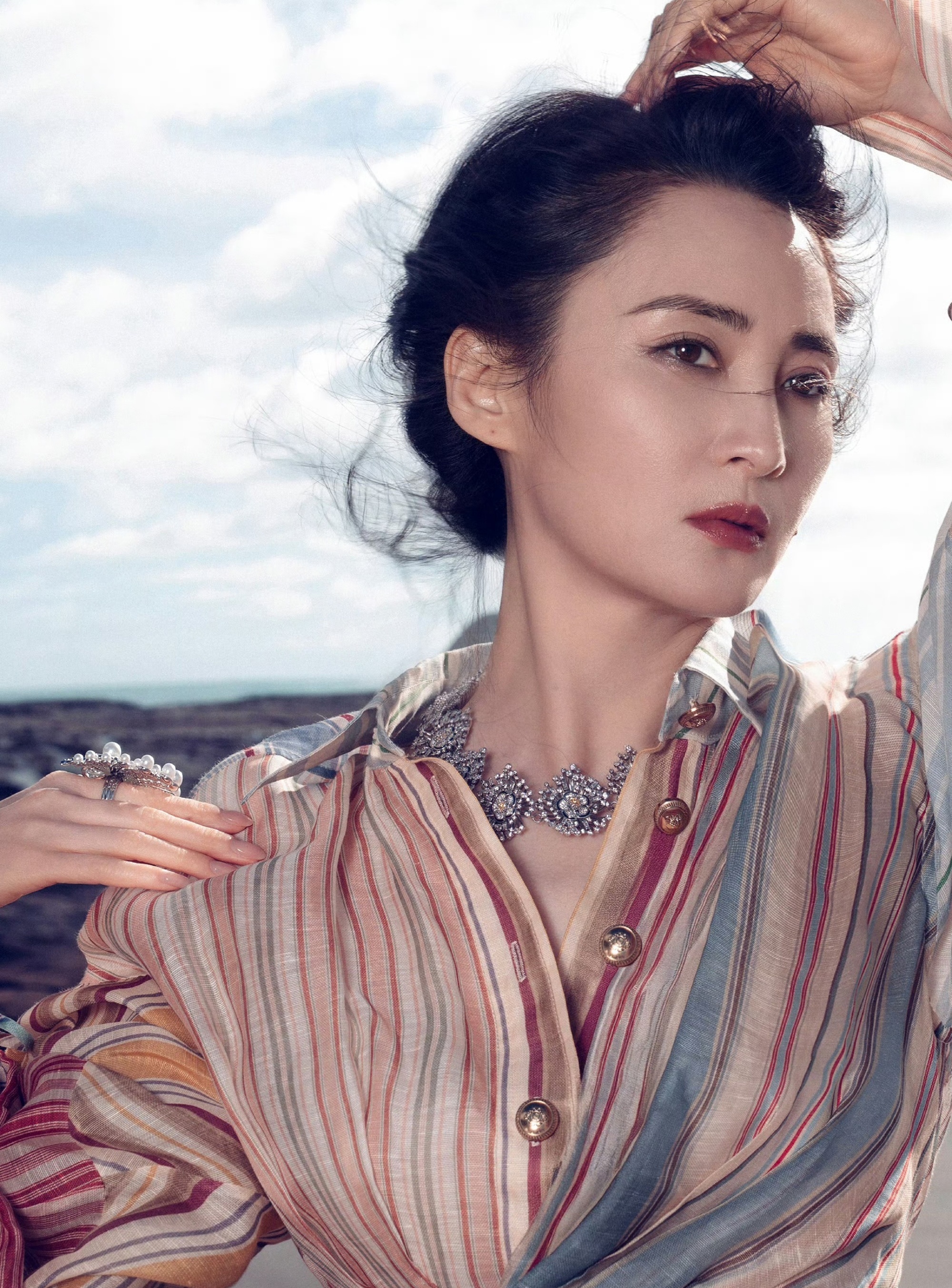 蒋勤勤好抗老的一张脸蒋勤勤冻龄状态骨相优越就很抗老！！！时间仿佛在蒋勤勤的脸上按