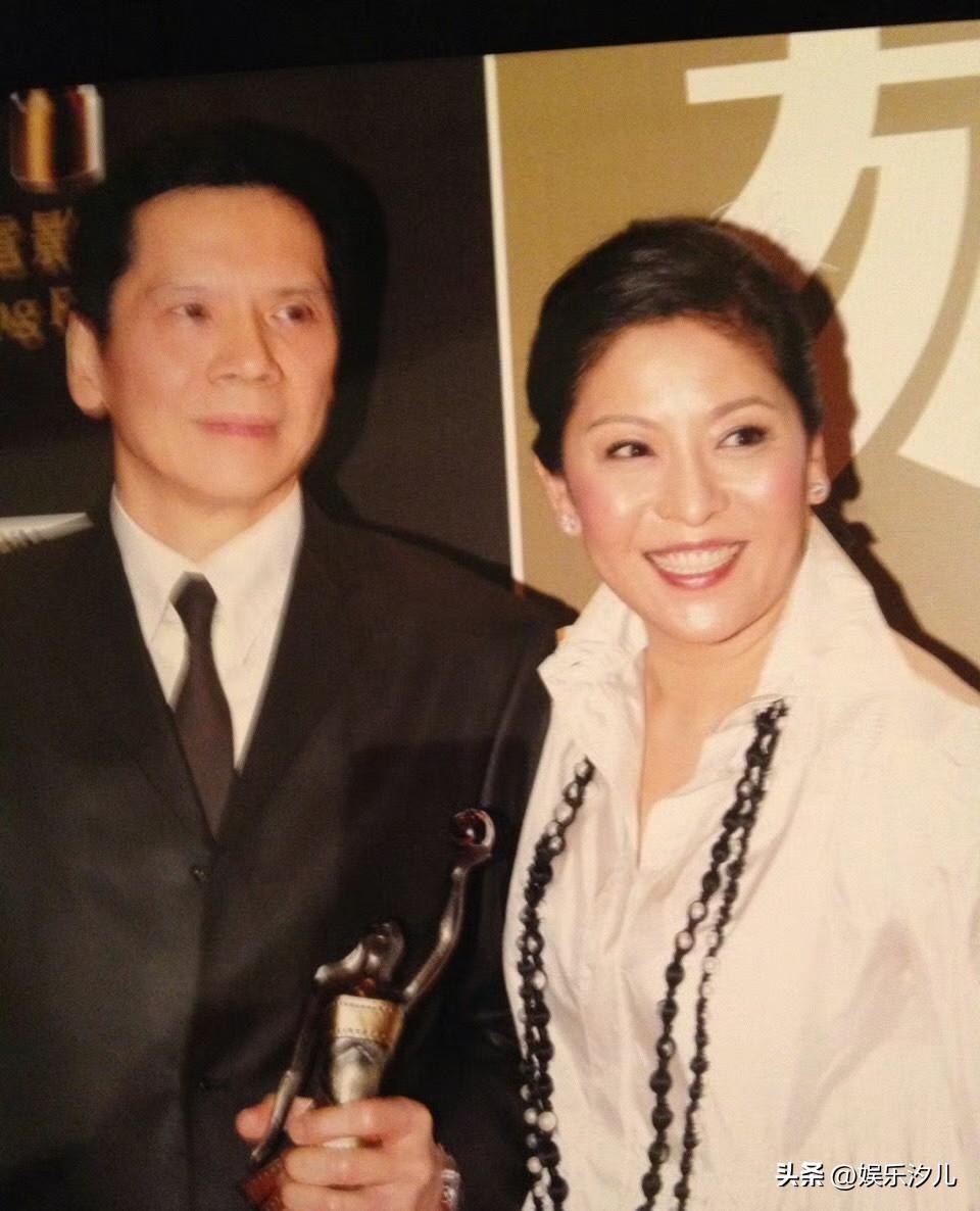 向太曝向华强吕良伟显年轻的秘诀


向华强77岁，吕良伟70岁，俩人比较早注重保