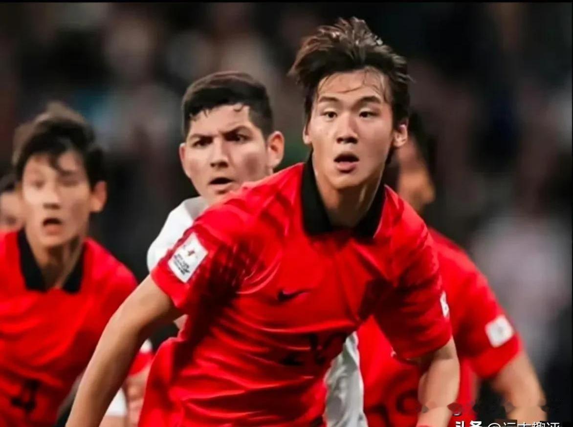 U20亚洲杯八强对阵名单正式出炉。

经过小组赛激烈角逐，日本与韩国在最后一轮1