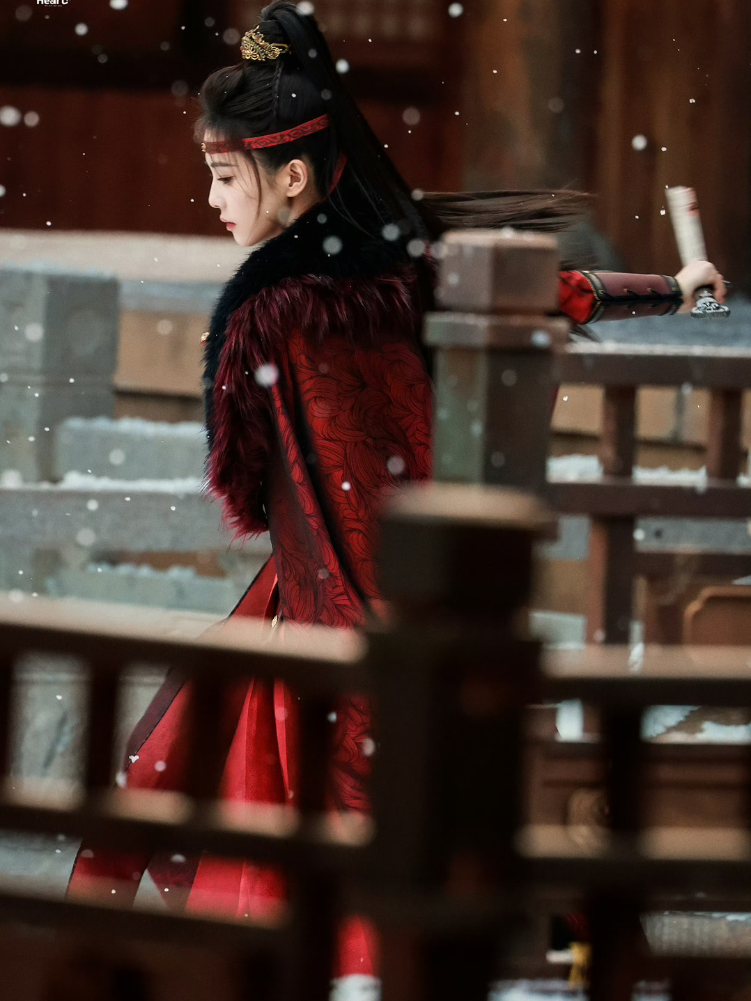 李大人这也过于俊俏了吧！！白鹿李佩仪雪中执剑路透来啦~~~[哆啦A梦吃惊][哆啦