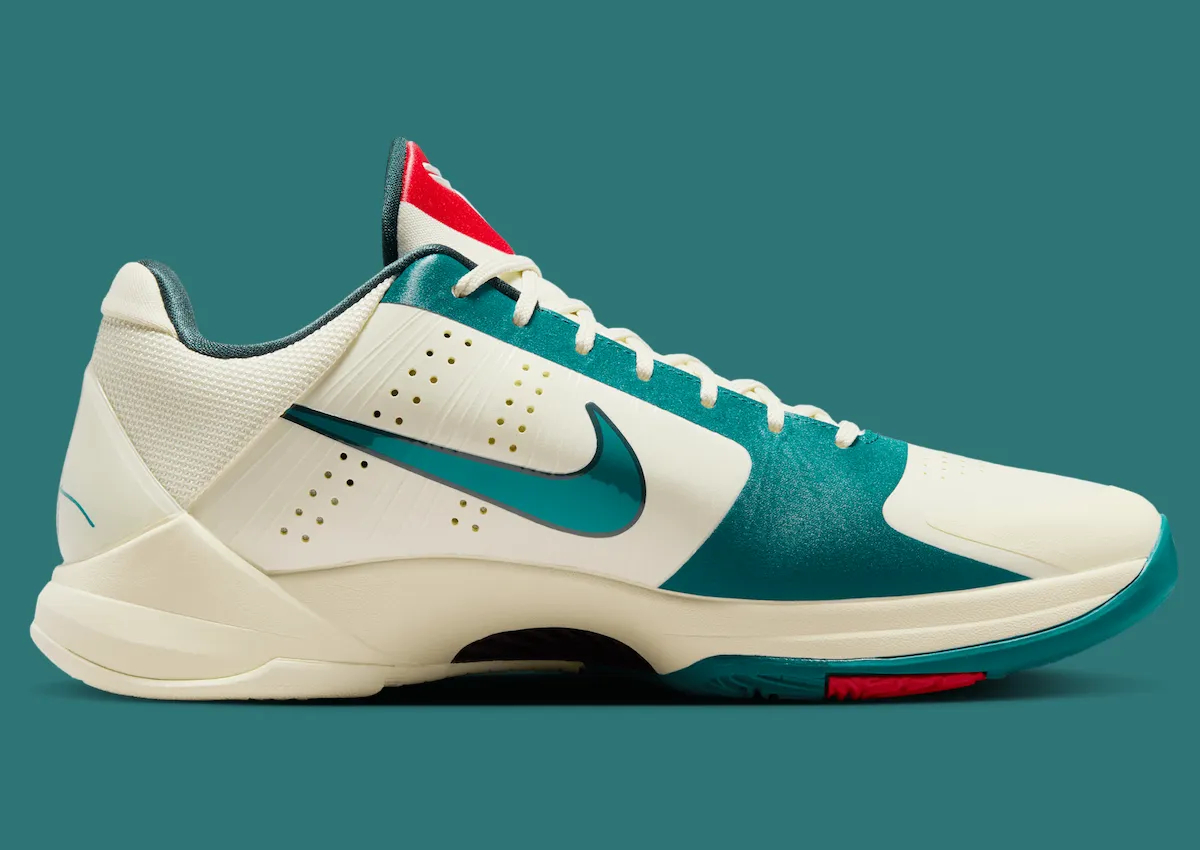 Caitlin Clark x Nike Kobe 5 Protro  “Coc