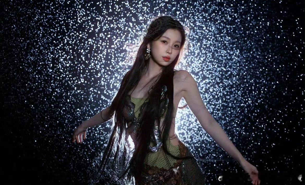 虞书欣这张太神了 