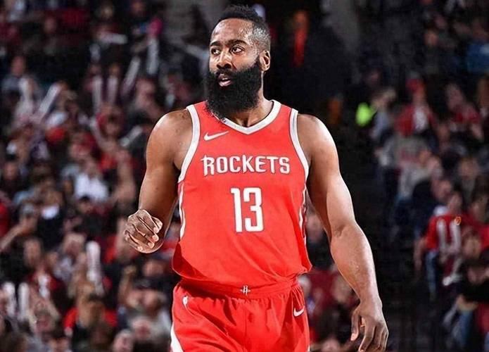 哈登在火箭的巅峰期，季后赛数据确实不如常规赛亮眼，但咱们得搞清楚一点：历史上有几