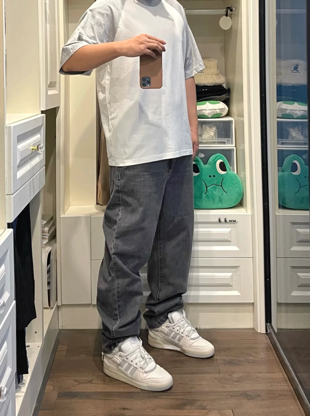 拼色插肩袖｜牛仔裤穿搭