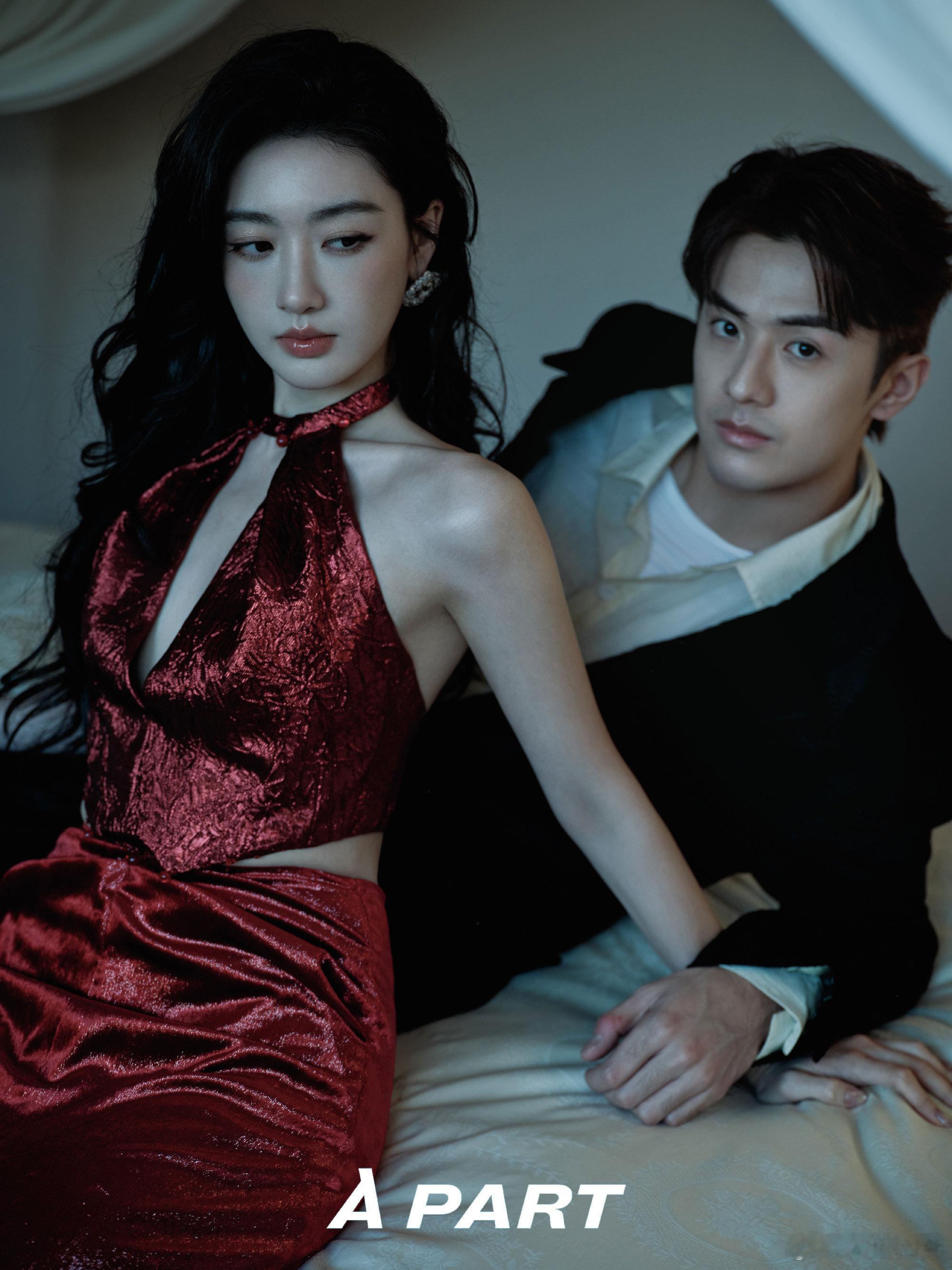 毓言cp毓言cp 这次杂志拍的好好看啊我不行了毓言太般配了 