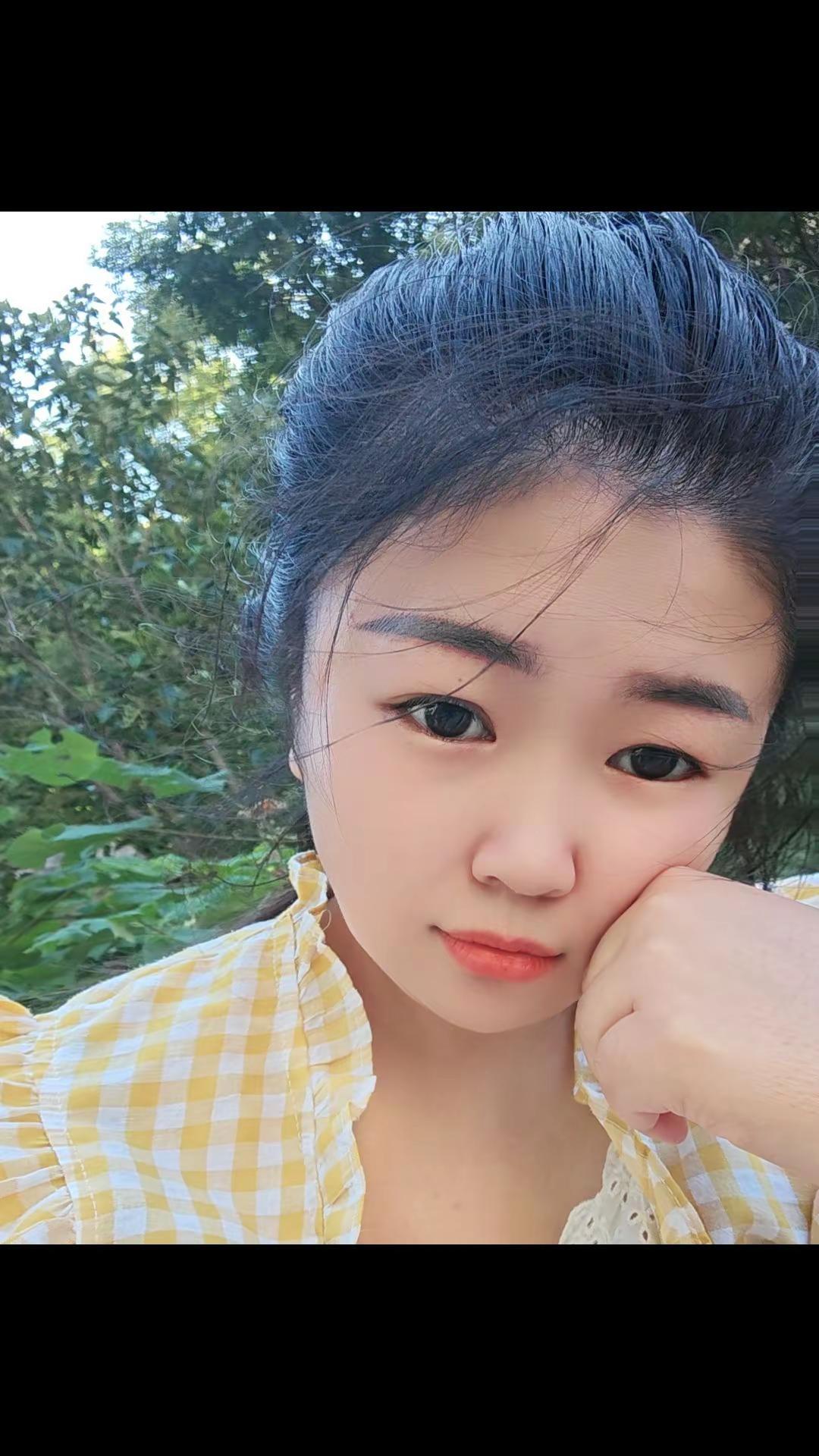 一点苦都不想吃，一点难听的话都不想听，爱自己的明媚，也爱自己的破碎！