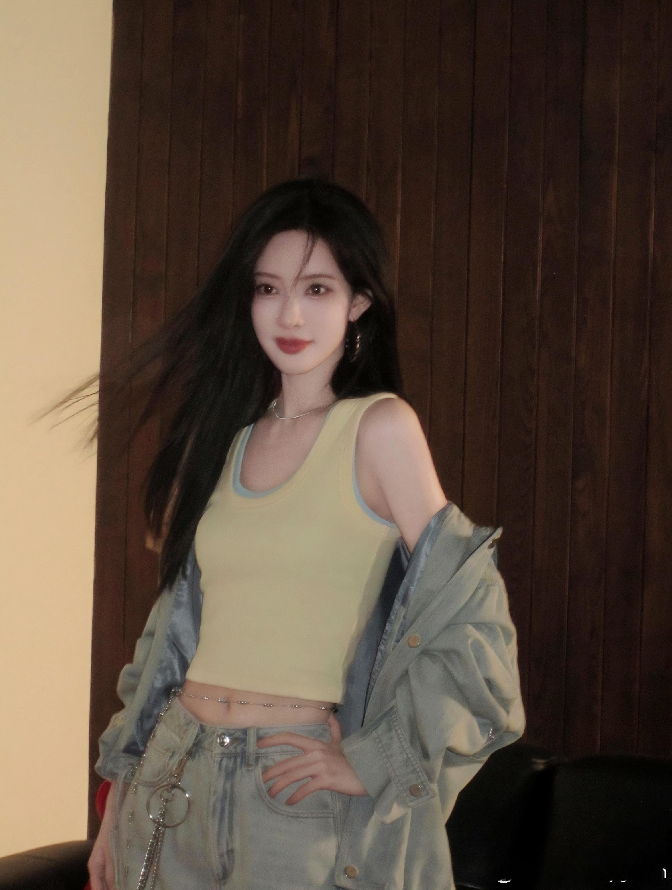 休闲装也能这么配 （燥候明天吧）