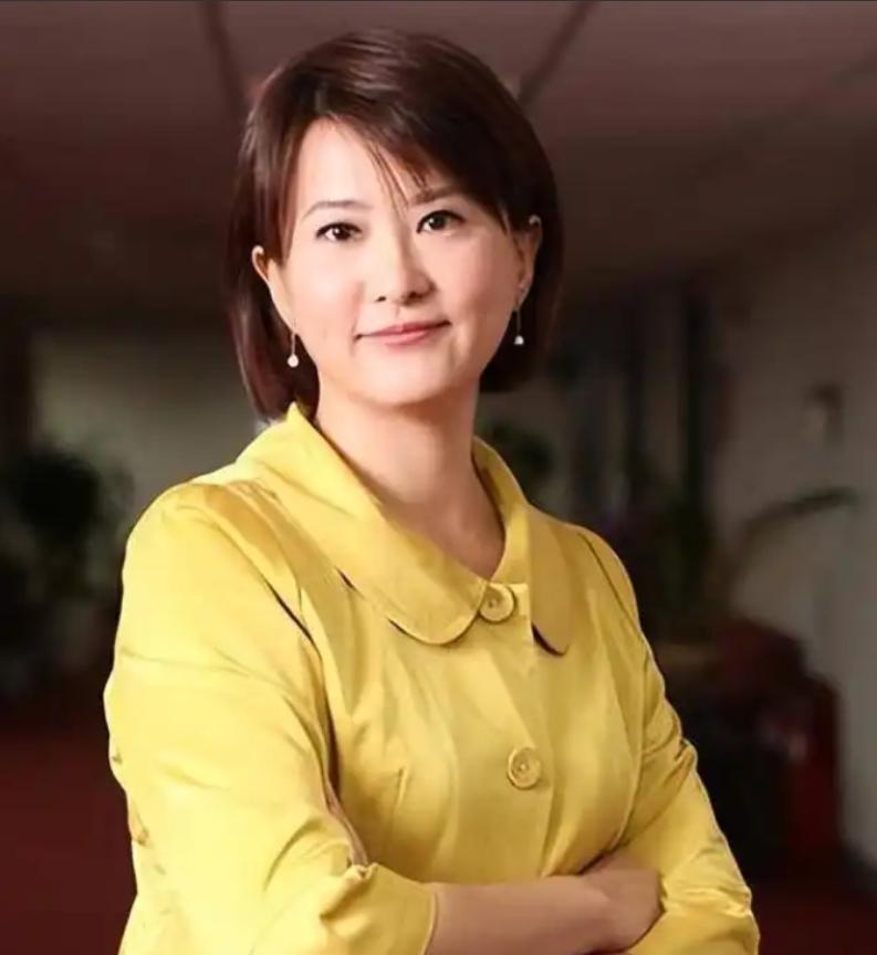 国民党“立委“王鸿薇在节目中威胁中国大陆：如果解放军再围台军演的话，国民党将与民