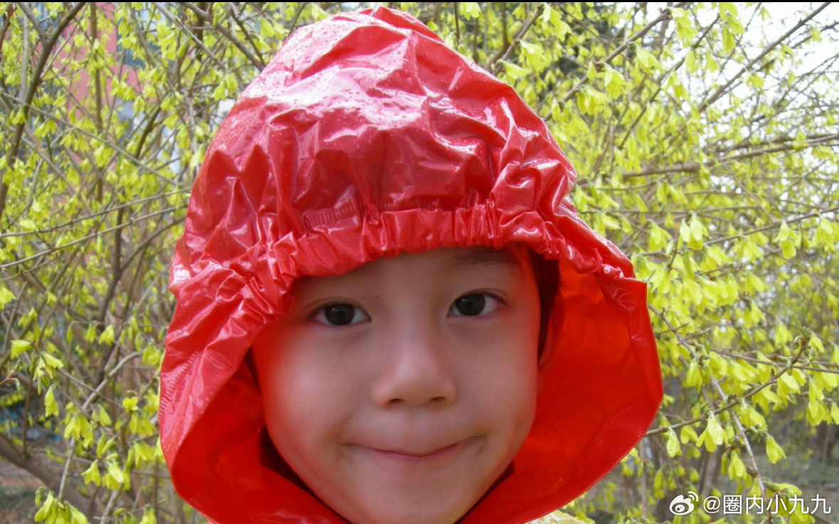 我去我真入坑了！这个小蛋总给我萌化了啊，此人萌商恐怕在我之上！长大之后完全老公来