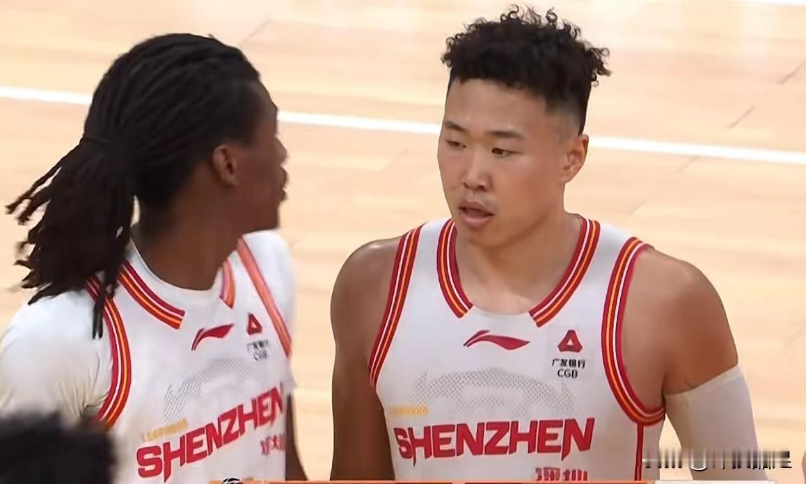 随着广厦今晚主场战胜深圳，CBA半决赛首回合比赛全部结束！
1.高排位球队都获胜