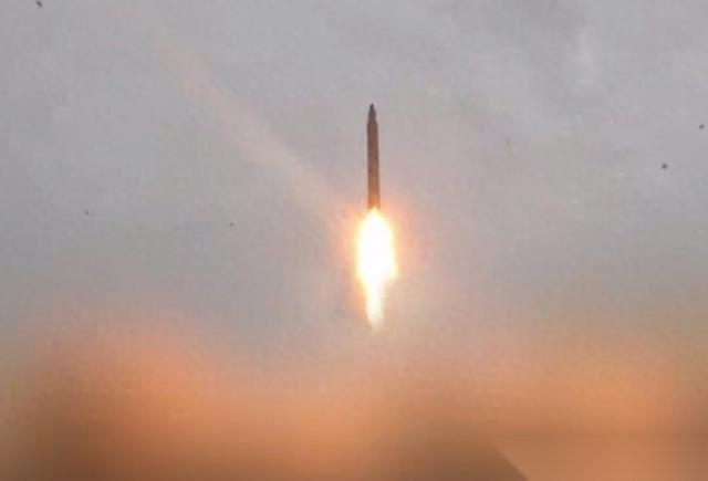 美国高层突然绝望发声：局面彻底失控了！
14马赫的“死神”呼啸而下，不仅生生撕开