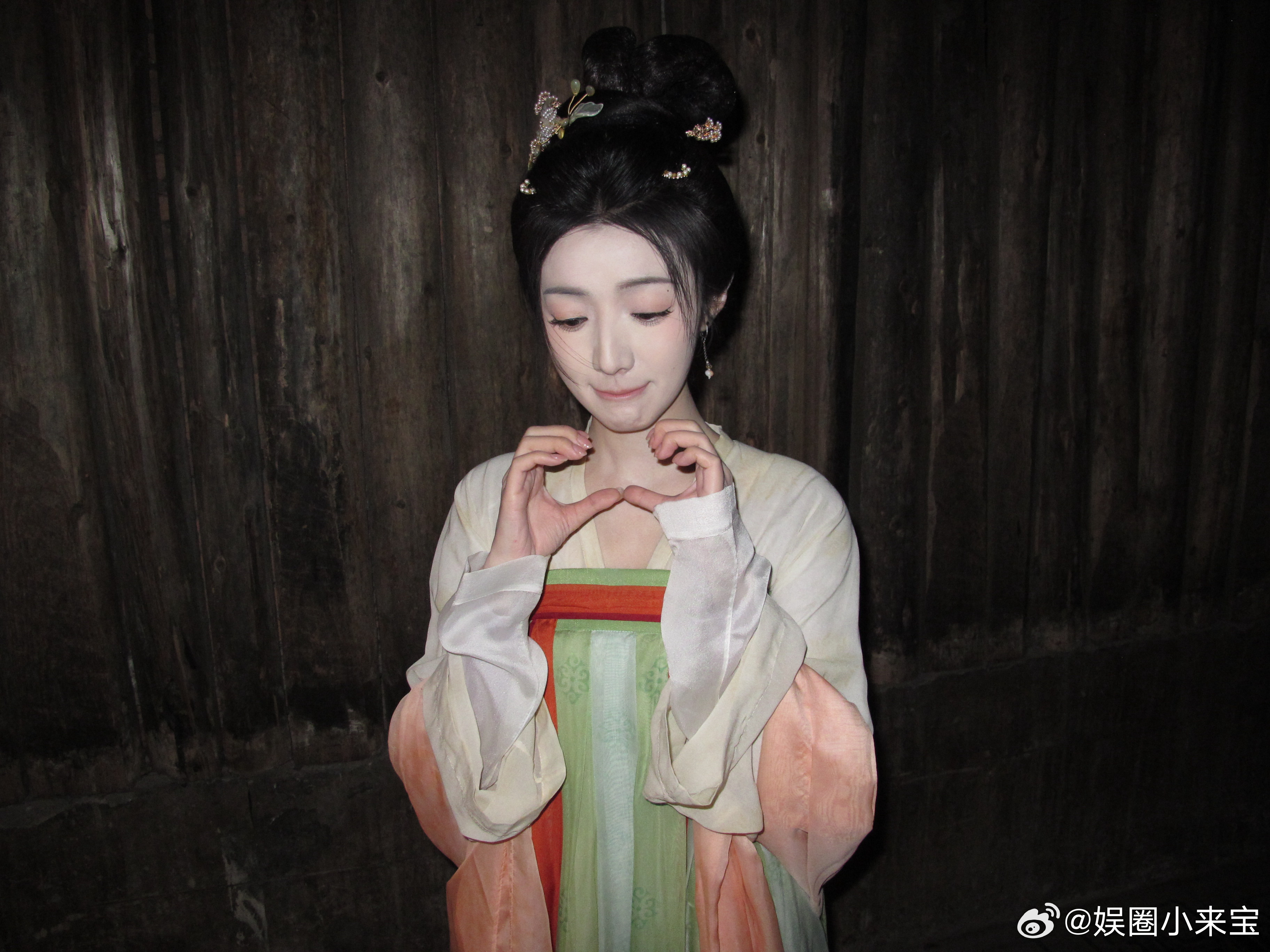 盛世天下女帝篇定档6月盛世天下女帝篇新作正式敲定六月上线，黄羿饰演的伍元照终于和