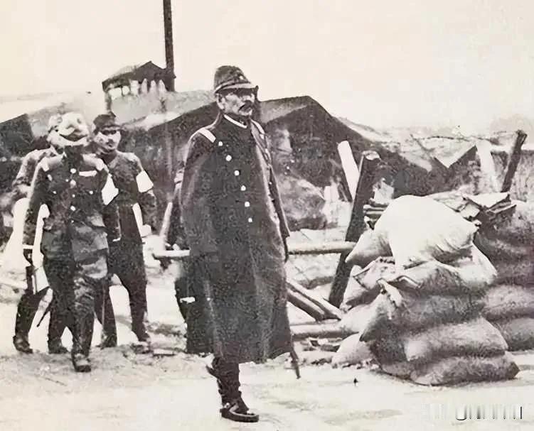1932年8月6日，日军占领海龙县(今梅河口市)山城镇的守备队听说小西沟地主张振