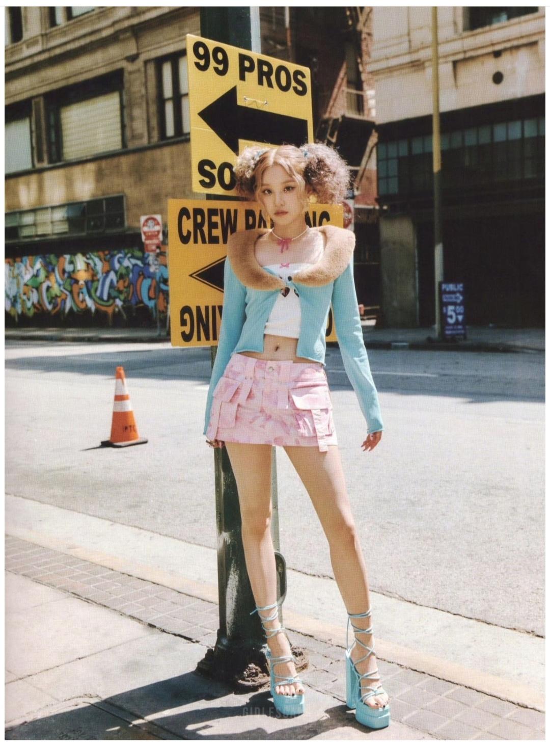 宋雨琦，这么高的鞋子，脚丫子是怎么走路的？